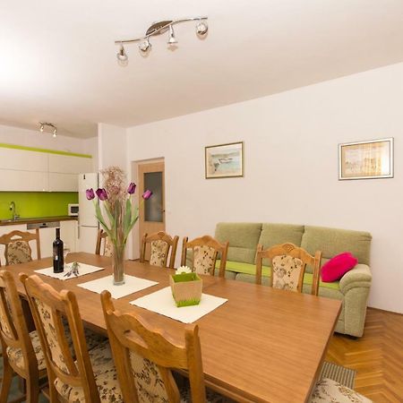 Apartman Domic Слатине Екстериор снимка