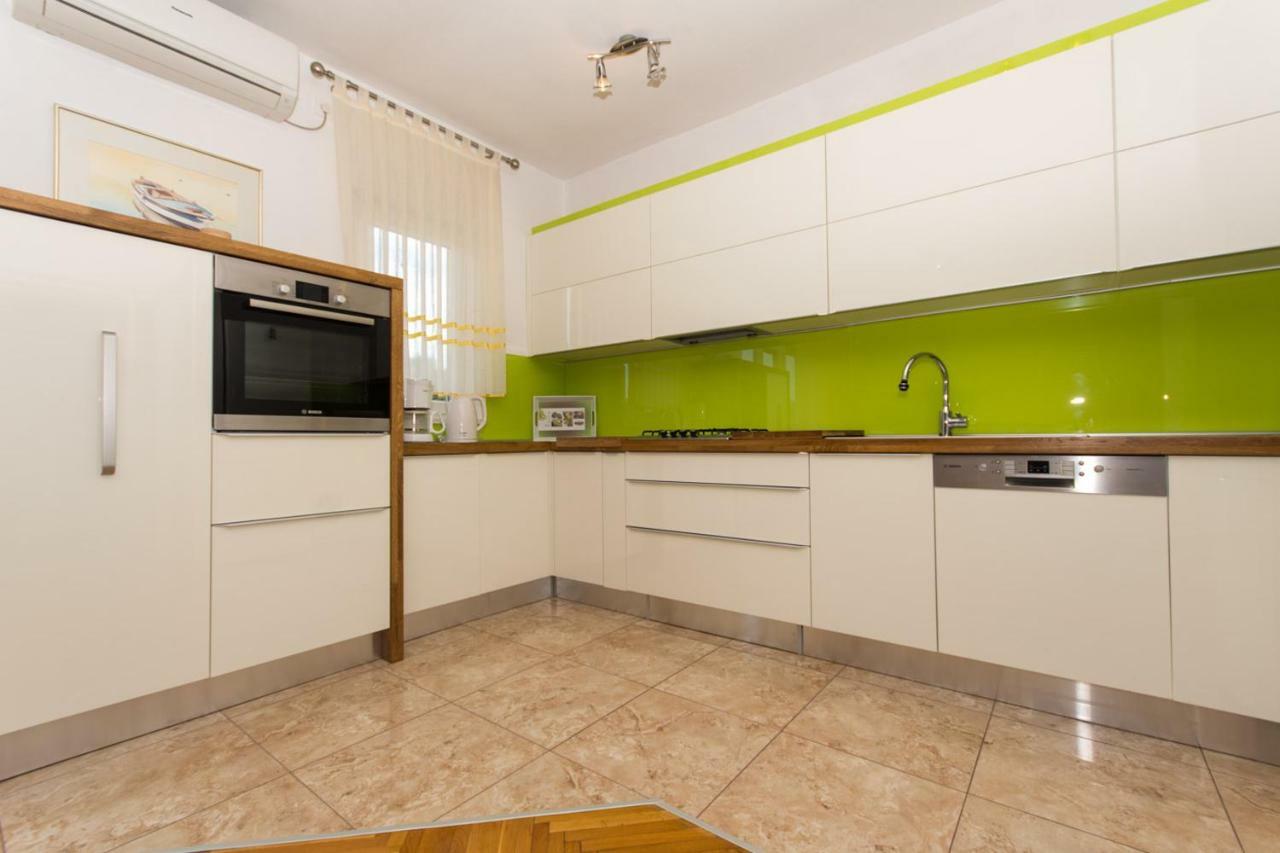 Apartman Domic Слатине Екстериор снимка