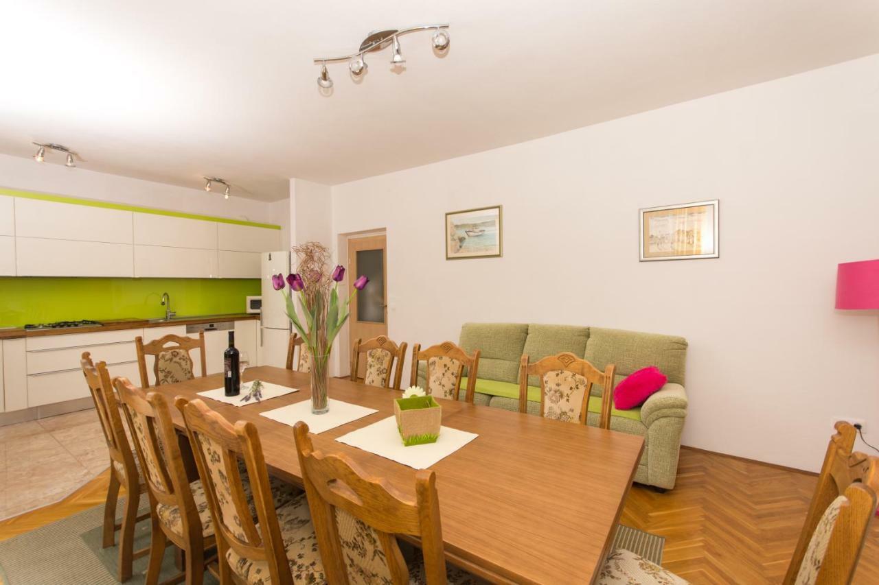 Apartman Domic Слатине Екстериор снимка