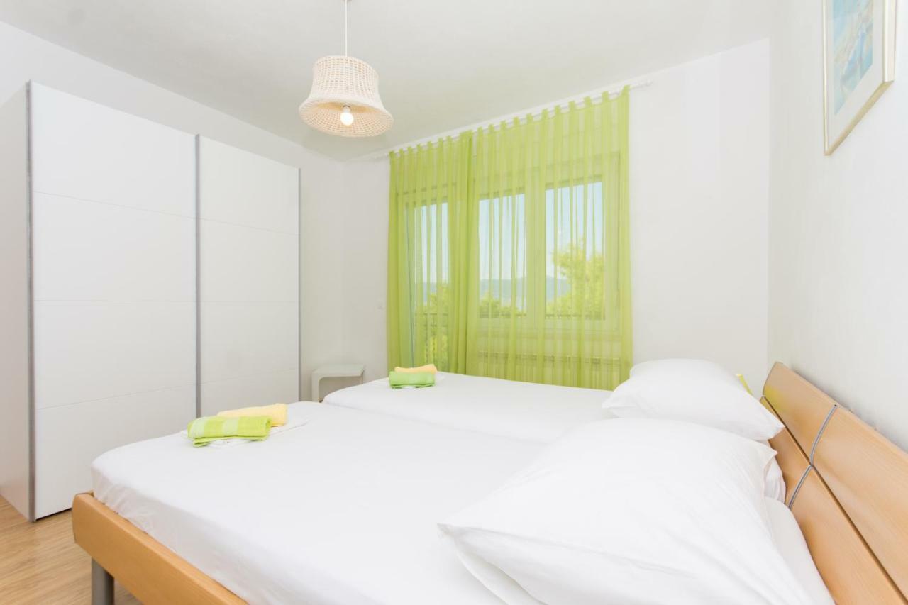 Apartman Domic Слатине Екстериор снимка